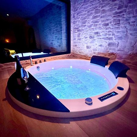 Les Suites Du Payre - Suite Romance Saint-Hilaire-de-Talmont 外观 照片