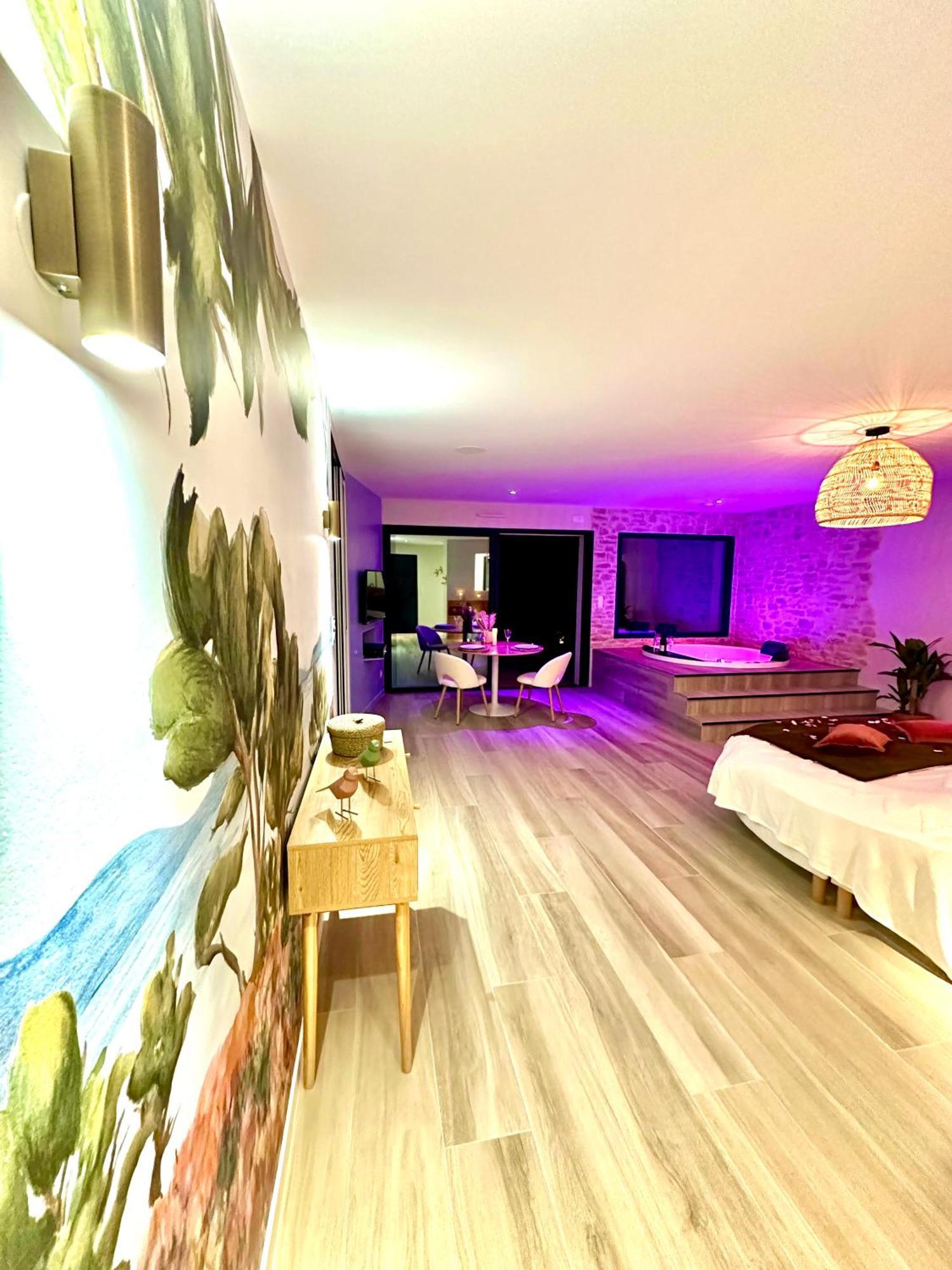 Les Suites Du Payre - Suite Romance Saint-Hilaire-de-Talmont 外观 照片