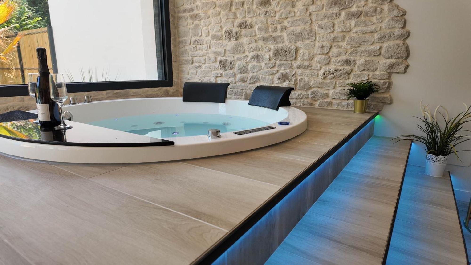Les Suites Du Payre - Suite Romance Saint-Hilaire-de-Talmont 外观 照片