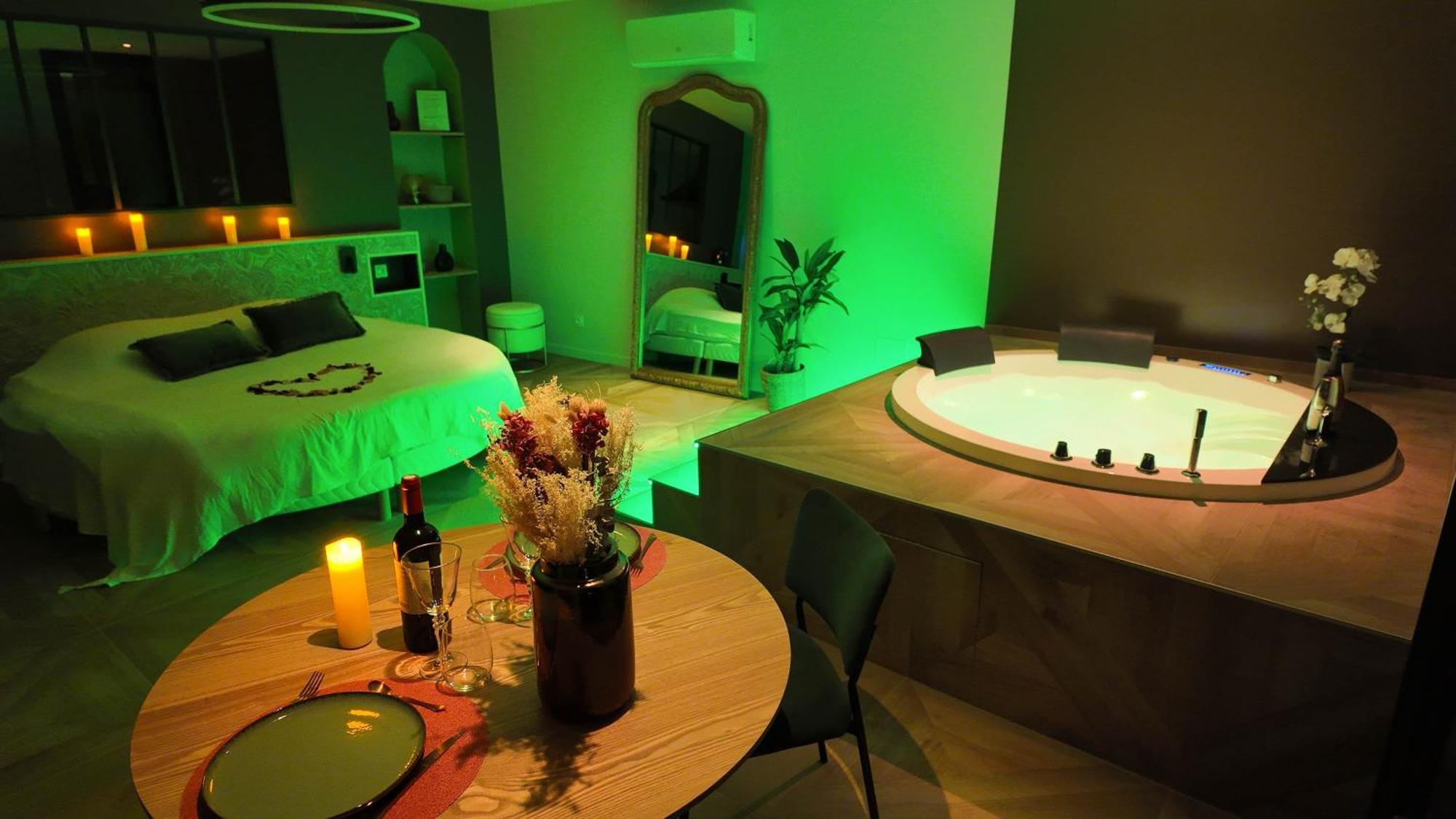 Les Suites Du Payre - Suite Romance Saint-Hilaire-de-Talmont 外观 照片